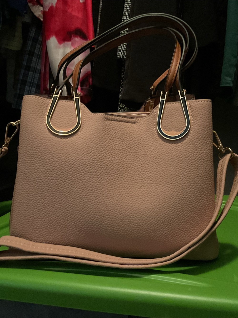 Classic Structured Tote Handbag in Blush Pink